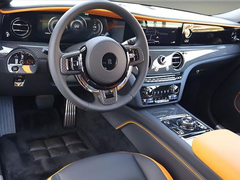 New 2026 Rolls-Royce Spectre Black Badge image 18