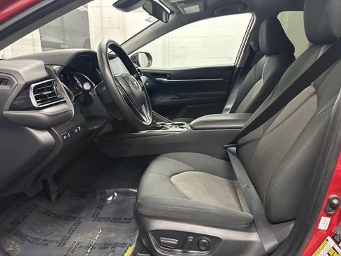 Used 2023 Toyota Camry LE AWD/4WD image 19