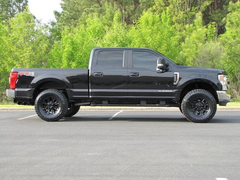 Used 2022 Ford F250 XL w/ STX Appearance Package image 4