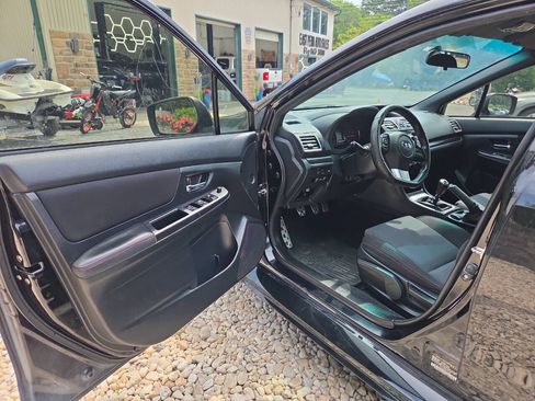 Used 2016 Subaru WRX AWD/4WD image 17