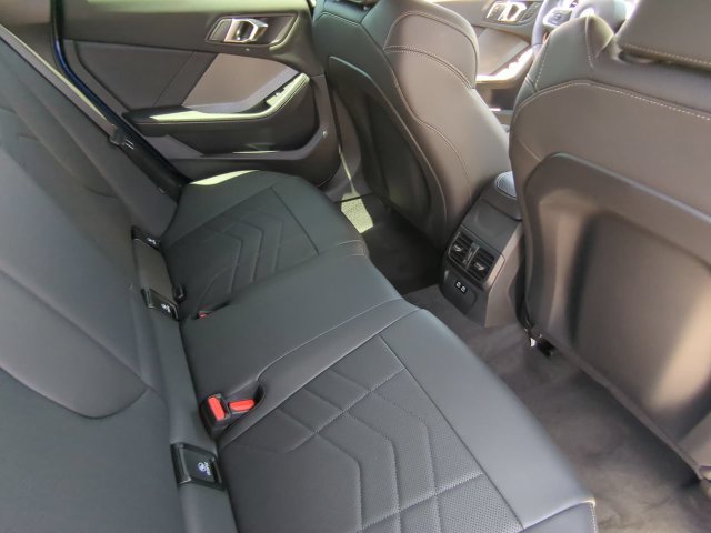 Used 2025 BMW M235i xDrive AWD/4WD image 14