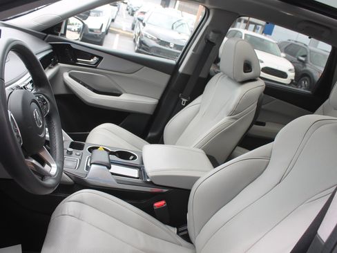 Used 2024 Acura MDX SH-AWD w/ Technology Package image 24