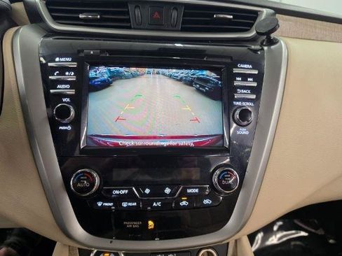 Used 2020 Nissan Murano SV FWD image 25