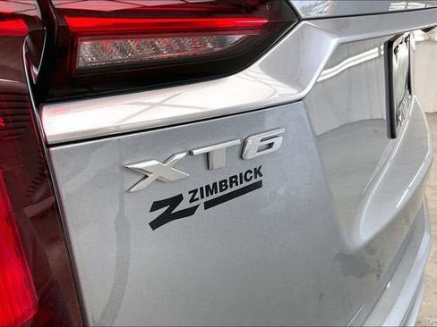 Certified 2023 Cadillac XT6 Premium Luxury w/ Technology Package AWD/4WD image 9