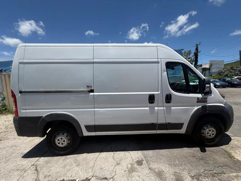 Used 2019 RAM ProMaster 2500 FWD image 5