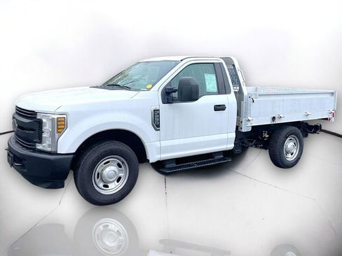 Used 2019 Ford F250 XL RWD image 2