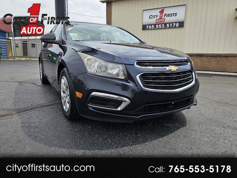 Used 2015 Chevrolet Cruze LS FWD image 1