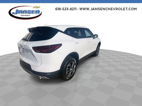 Used 2025 Chevrolet Blazer LT FWD image 8