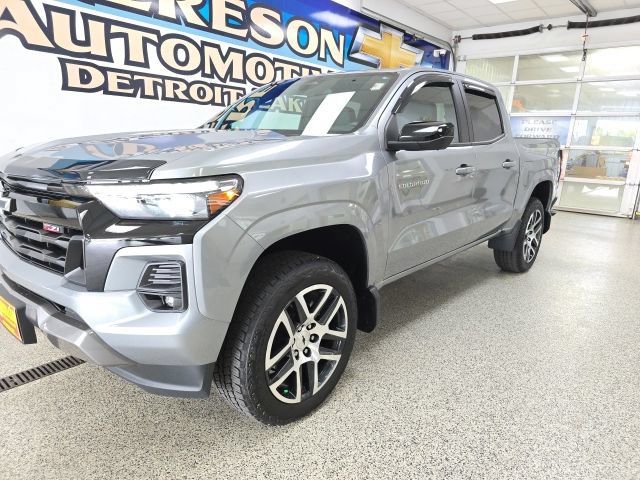 Used 2023 Chevrolet Colorado Z71 w/ Z71 Convenience Package 2 AWD/4WD image 1