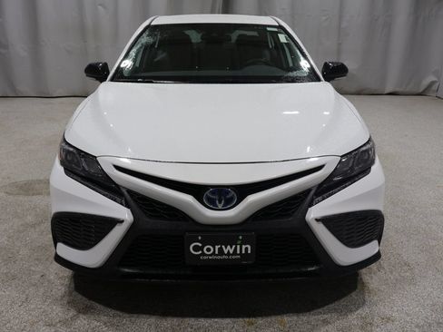 Used 2023 Toyota Camry SE FWD image 8