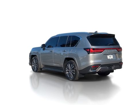 Used 2025 Lexus LX 600 4WD w/ Premium Package image 6