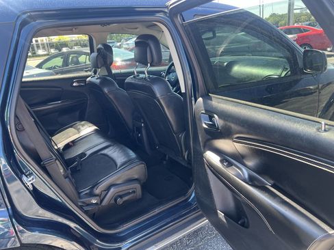Used 2015 Dodge Journey Crossroad w/ Flexible Seating Group image 13