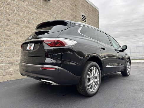 Used 2024 Buick Enclave Essence w/ Experience Buick Package image 3