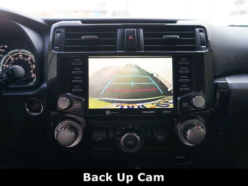 Used 2023 Toyota 4Runner TRD Off-Road image 5