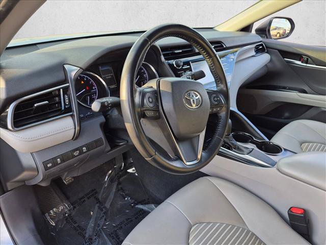 Used 2019 Toyota Camry SE w/ Convenience Package FWD image 8
