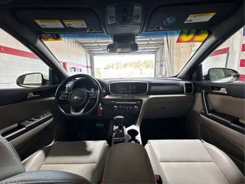 Used 2020 Kia Sportage S w/ S Sunroof Package AWD/4WD image 25