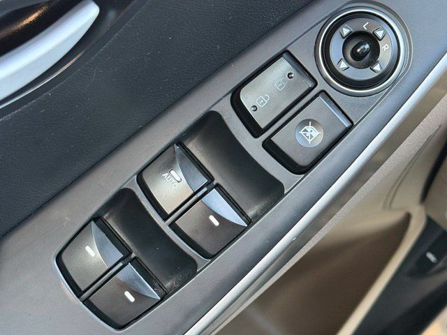 Used 2013 Hyundai Elantra GT w/ Style Pkg FWD image 18