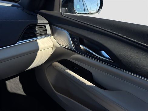 Used 2022 Cadillac CT4 Premium Luxury image 13