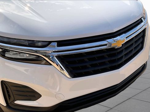 Certified 2024 Chevrolet Equinox LS w/ Driver Confidence II Package FWD image 30