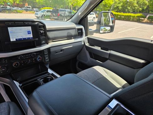 Used 2024 Ford F250 XLT w/ FX4 Off-Road Package AWD/4WD image 25