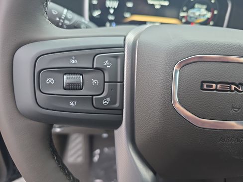 New 2026 GMC Sierra 3500 Denali w/ Technology Package image 19