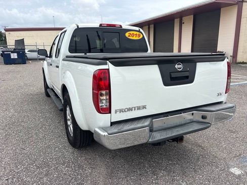 Used 2019 Nissan Frontier SV RWD image 5