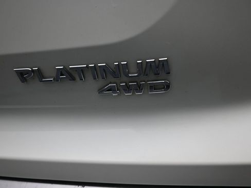 Used 2022 Nissan Pathfinder Platinum w/ Cargo Package AWD/4WD image 49