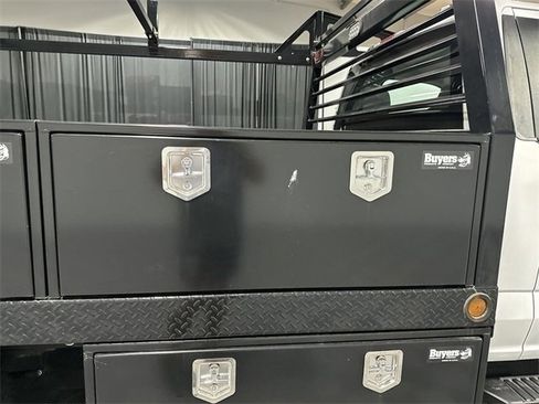 New 2023 Ford F550 4x4 Regular Cab Super Duty image 64