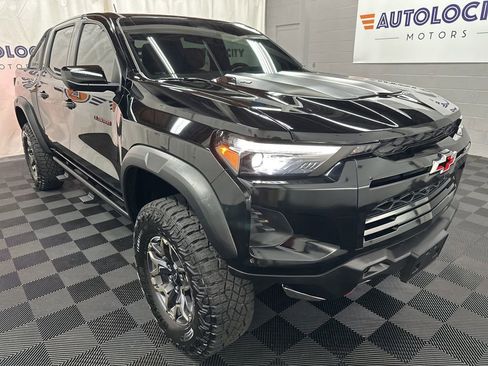 Used 2024 Chevrolet Colorado ZR2 w/ ZR2 Convenience Package III AWD/4WD image 2