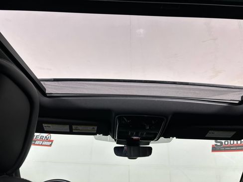 Used 2019 Land Rover Range Rover Sport Supercharged AWD/4WD image 19