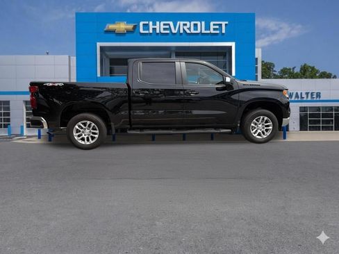 Used 2024 Chevrolet Silverado 1500 LT AWD/4WD image 14