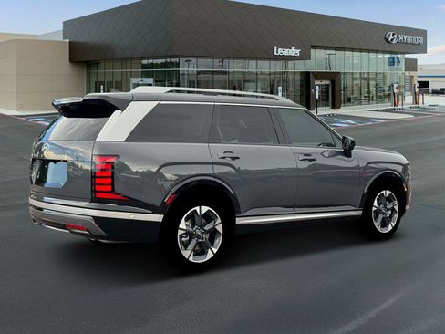 New 2026 Hyundai Palisade Limited FWD image 8