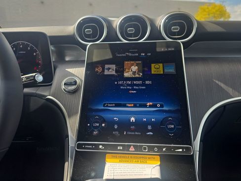 New 2026 Mercedes-Benz GLC 300 4MATIC image 18