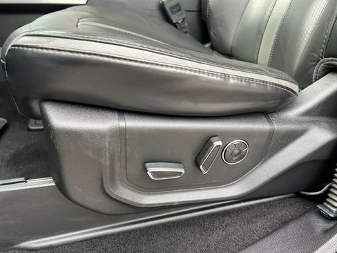 Used 2019 Ford F250 Platinum w/ Platinum Ultimate Package AWD/4WD image 10