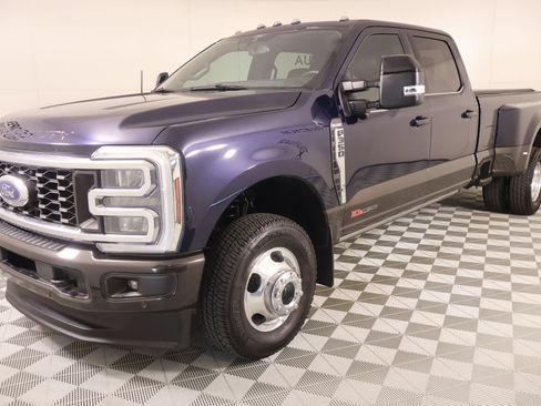 Used 2024 Ford F350 King Ranch AWD/4WD image 11