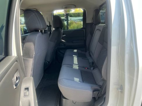 Certified 2026 Nissan Frontier SV w/ All-Weather Content Package AWD/4WD image 27