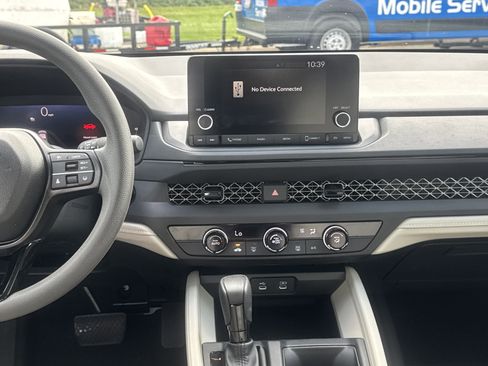 Used 2024 Honda Accord LX image 31