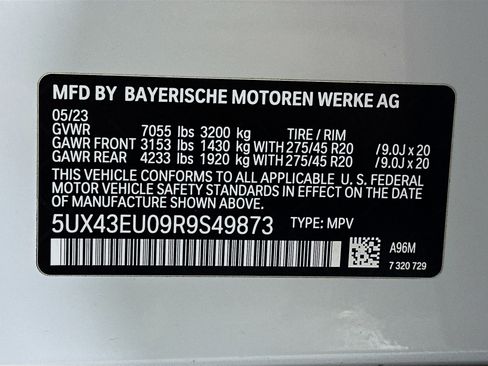 Used 2024 BMW X5 xDrive50e w/ Executive Package image 38