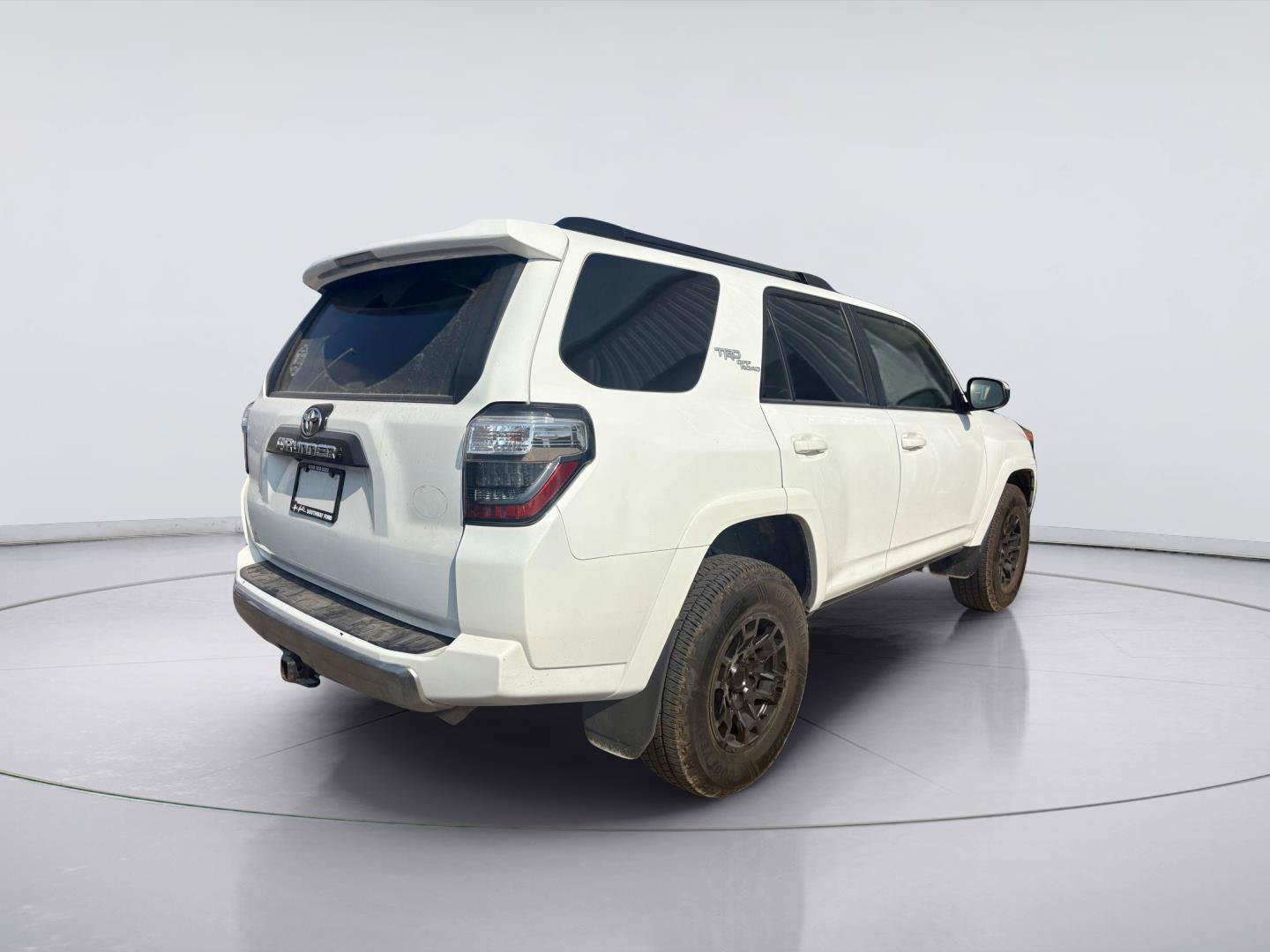 Used 2023 Toyota 4Runner TRD Off-Road AWD/4WD image 4