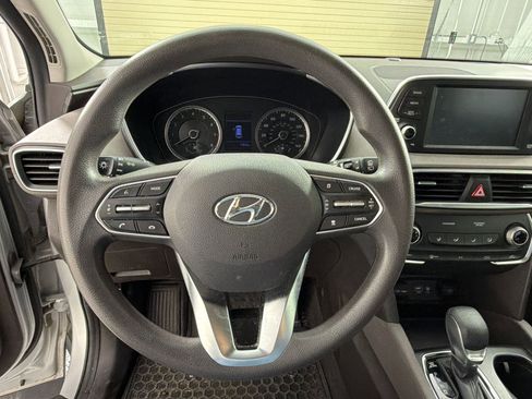 Used 2020 Hyundai Santa Fe SEL w/ Convenience + Premium Package FWD image 17