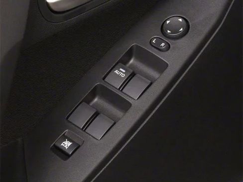 Used 2013 MAZDA MAZDA3 i SV w/ Convenience Pkg image 20