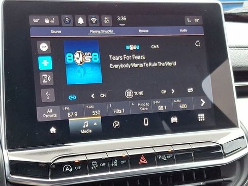 Used 2024 Jeep Compass Limited image 19