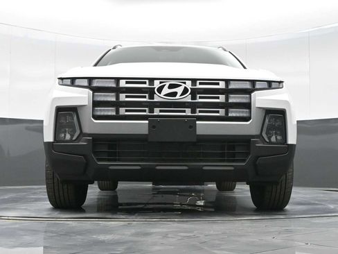 Used 2025 Hyundai Santa Cruz SEL AWD/4WD image 32