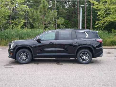 New 2025 GMC Acadia Elevation image 9