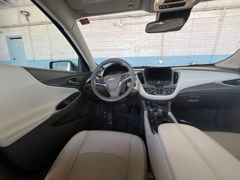 Used 2024 Chevrolet Malibu LT image 34