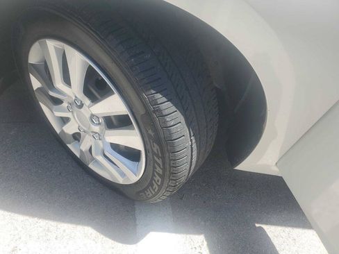 Used 2014 Nissan Sentra SV FWD image 12