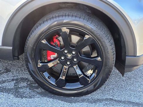 Used 2022 Ford Explorer ST w/ ST Street Pack image 7