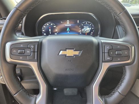 Certified 2024 Chevrolet Suburban LT AWD/4WD image 32