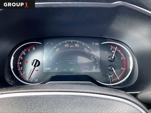 Used 2024 Toyota RAV4 XLE AWD/4WD image 26