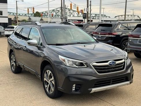 Used 2021 Subaru Outback Touring XT AWD/4WD image 8